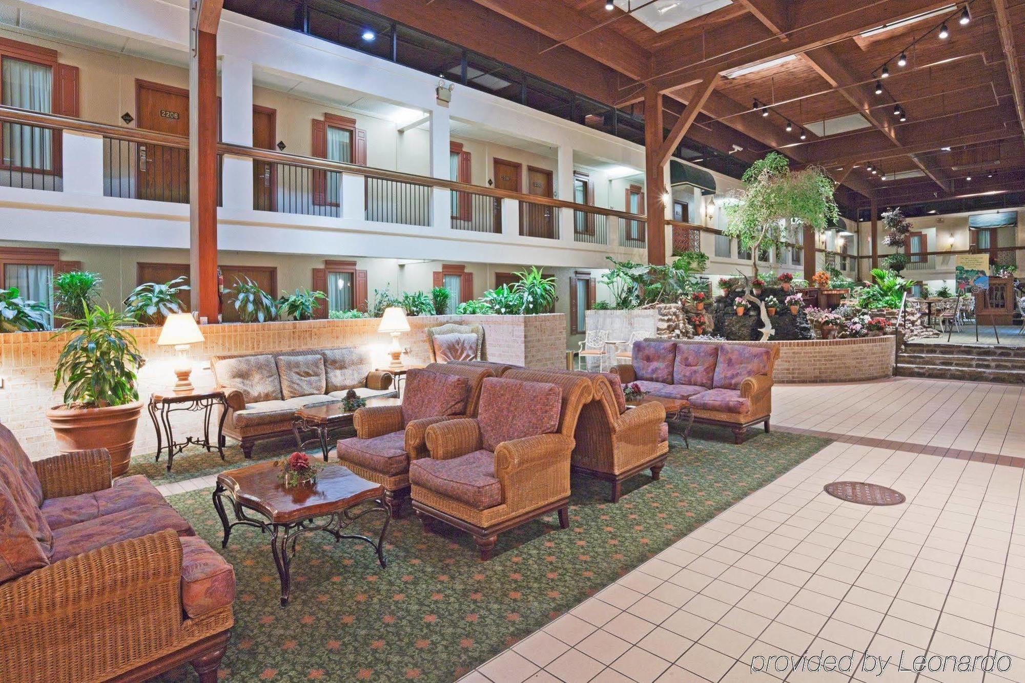 Holiday Inn Perrysburg French Quarter Εξωτερικό φωτογραφία