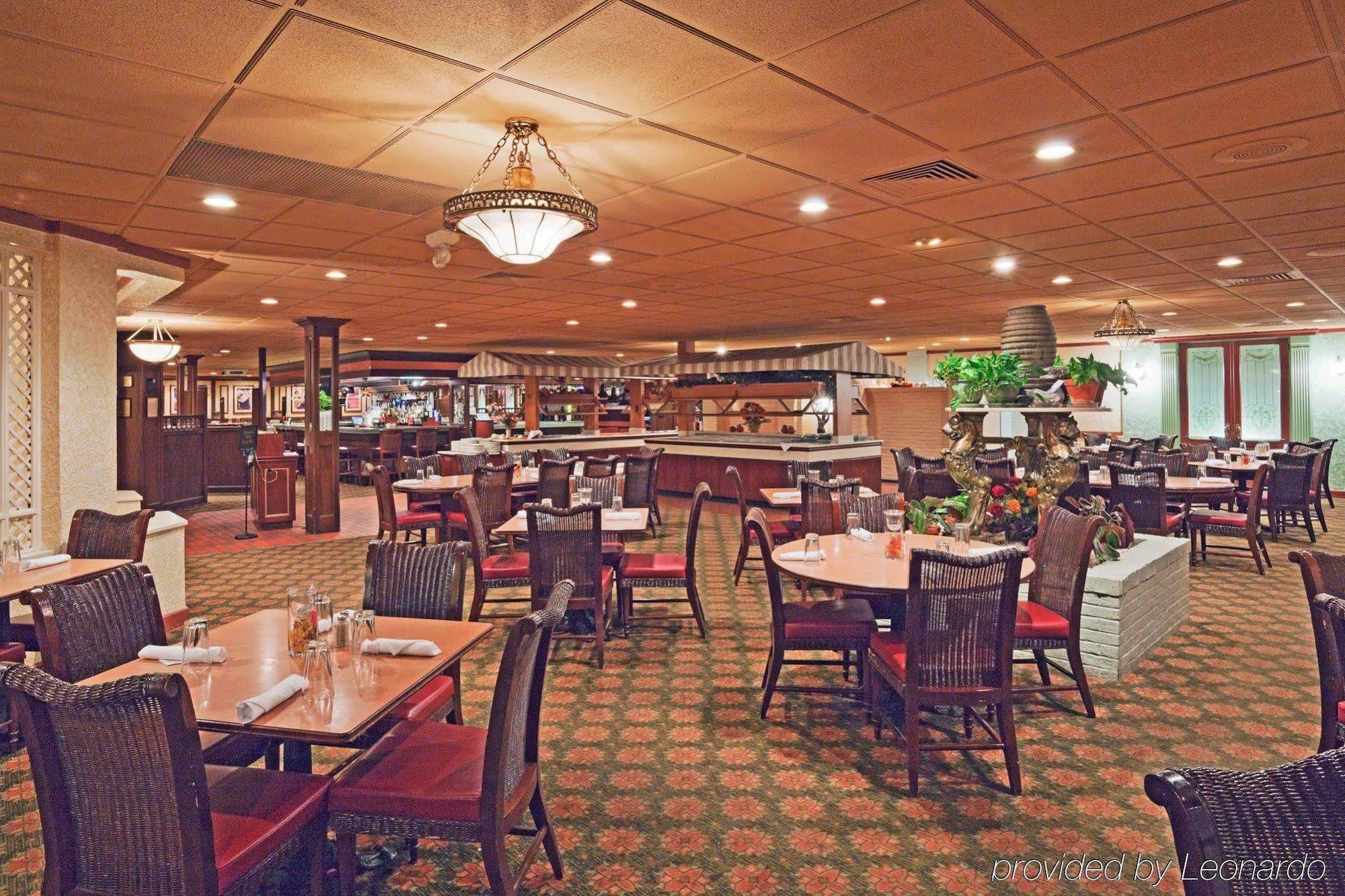 Holiday Inn Perrysburg French Quarter Εστιατόριο φωτογραφία